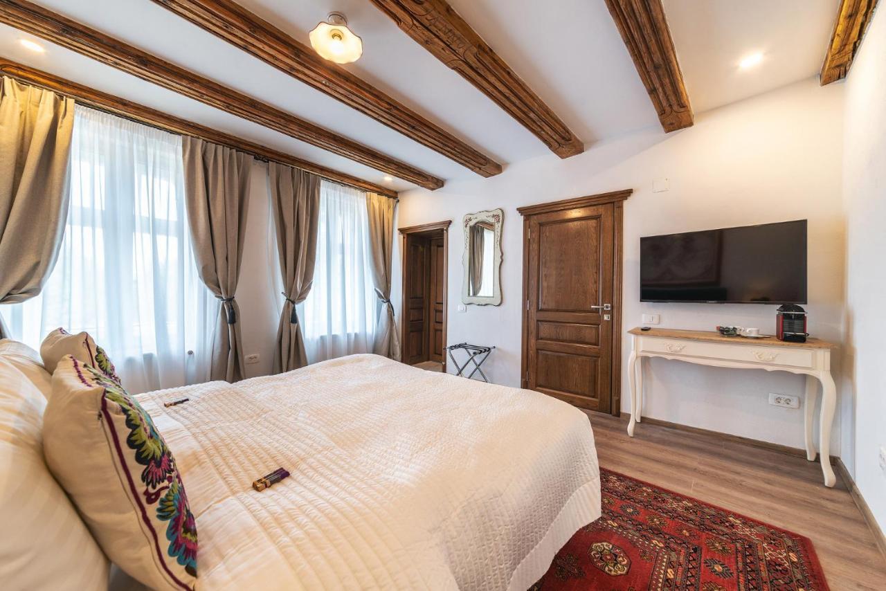 Nikolas Haus Braşov Extérieur photo