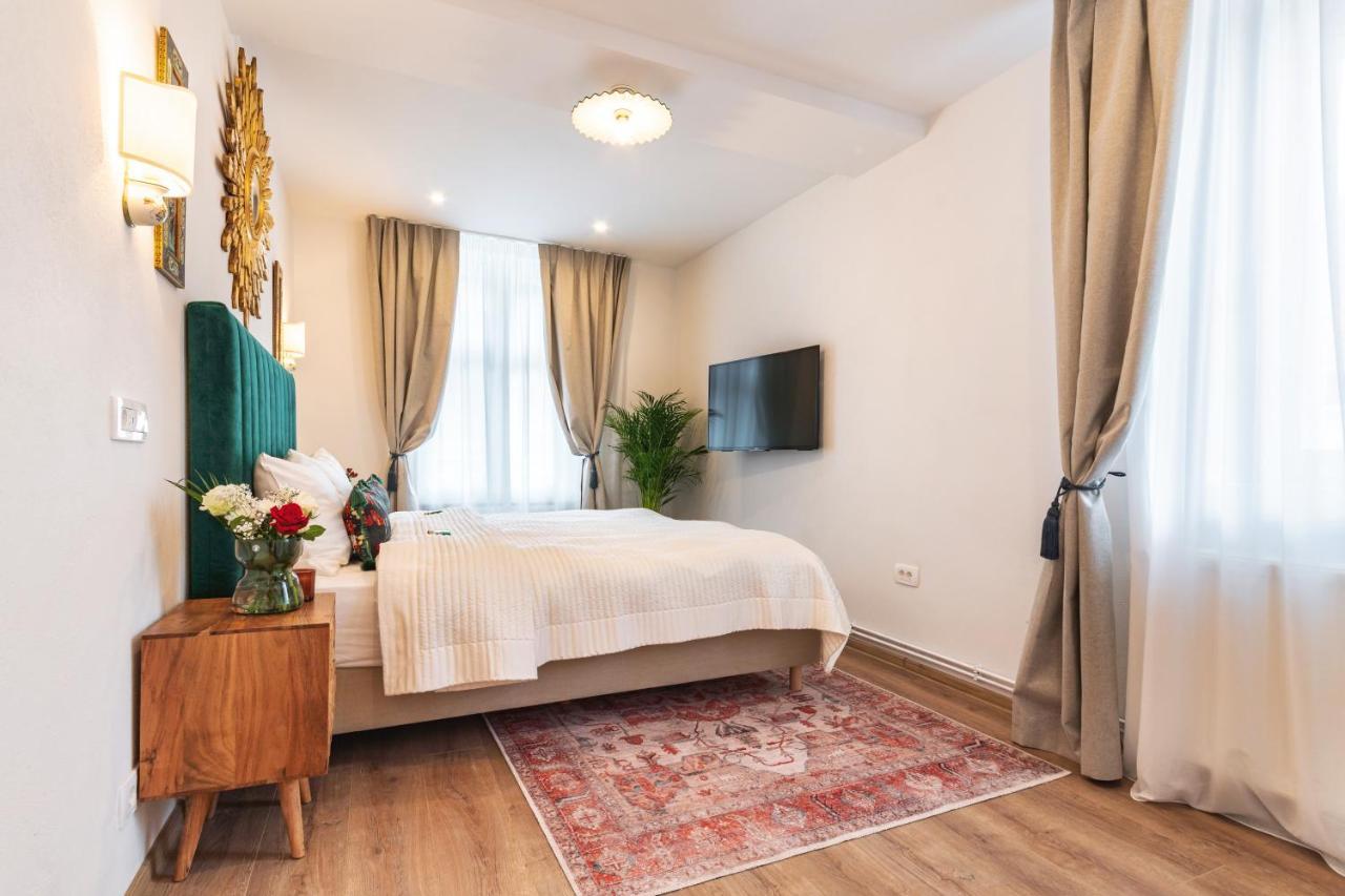 Nikolas Haus Braşov Extérieur photo