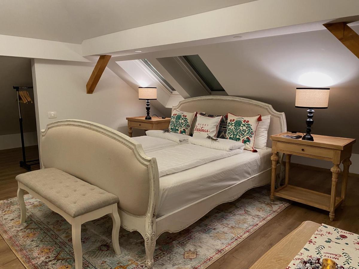 Nikolas Haus Braşov Extérieur photo